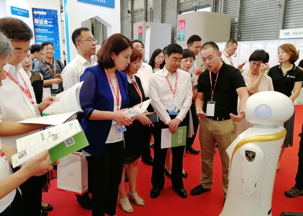  乐竞(中国)lejing·官方网页版,同时亮相成都交通展和上海国际智慧通关研讨暨博览会